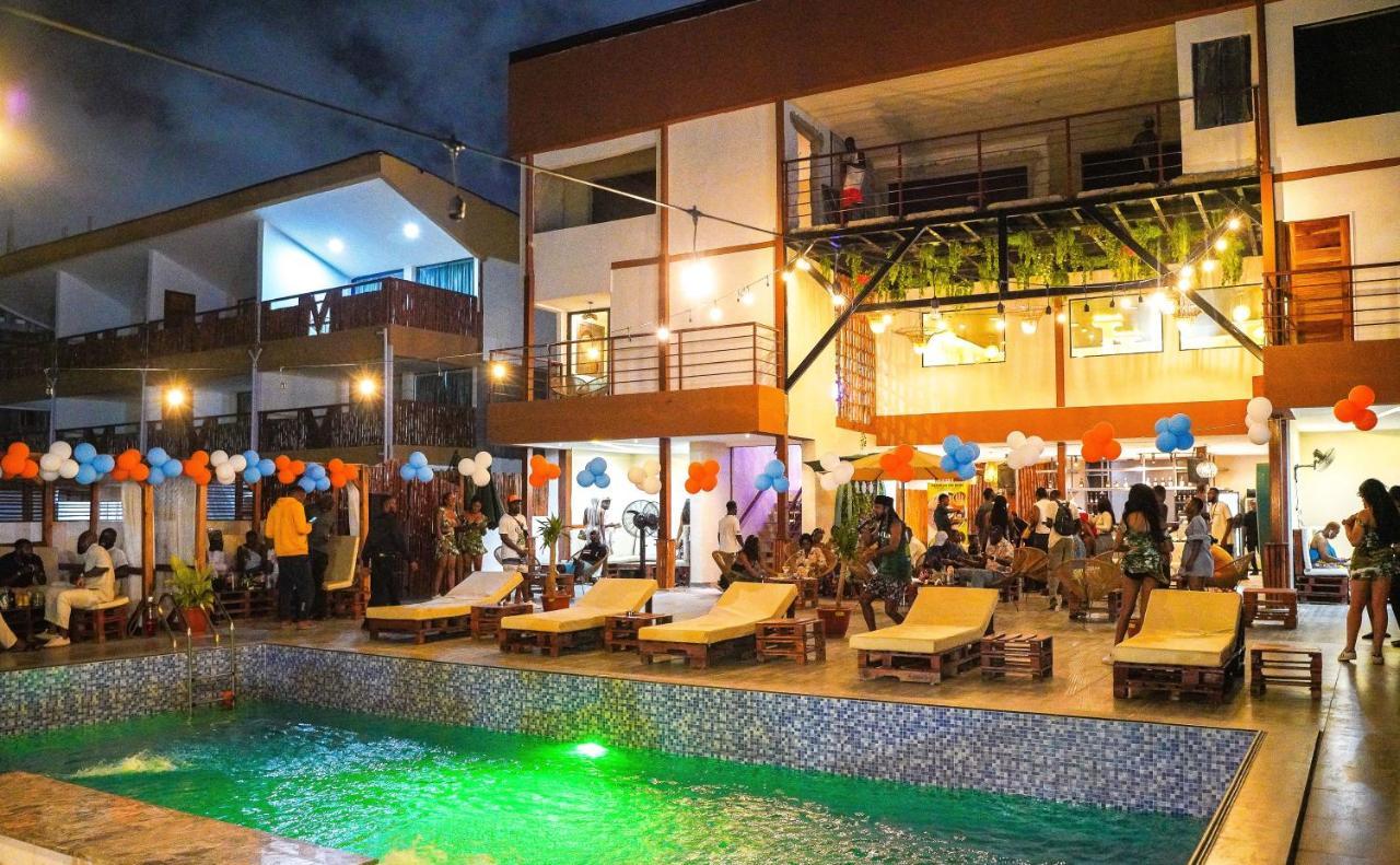 Vogue Beach Resort Lagos Esterno foto